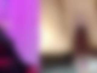 Live cam show with CataleyaGlow - Curvy Small Tits on UwU Esports