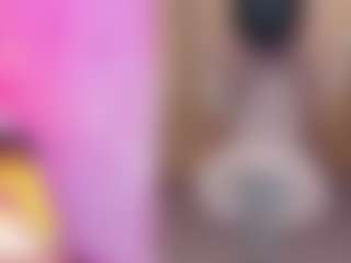 CataleyaGlow's Live Sex Cam Show