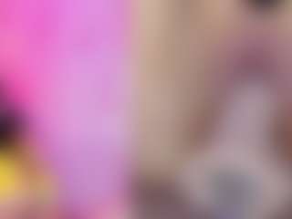 CataleyaGlow's Live Sex Cam Show