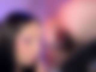 Live cam show with CataleyaGlow - Public on Livezox