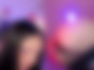 CataleyaGlow's Live Sex Cam Show