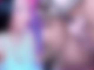 CataleyaGlow's Live Sex Cam Show