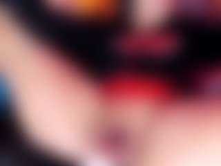 Live cam show with CataleyaGlow - Oil on Milfs Live