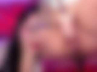 CataleyaGlow's Live Sex Cam Show