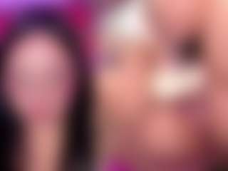 CataleyaGlow's Live Sex Cam Show