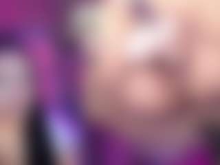 CataleyaGlow's Live Sex Cam Show