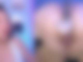 CataleyaGlow's Live Sex Cam Show