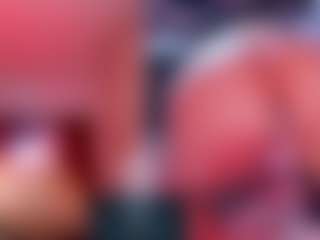 Live cam show with CataleyaGlow - Oil on Uber Horny