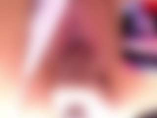 CataleyaGlow's Live Sex Cam Show