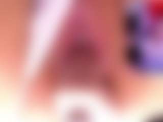 CataleyaGlow's Live Sex Cam Show