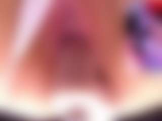CataleyaGlow's Live Sex Cam Show