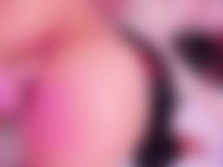 CataleyaGlow's Live Sex Cam Show
