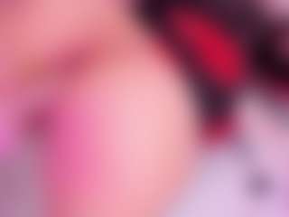 CataleyaGlow's Live Sex Cam Show