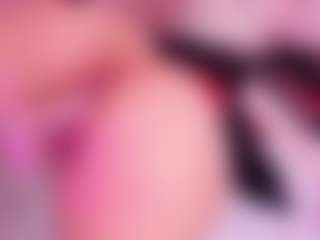 Live cam show with CataleyaGlow - Cute on Camsoda