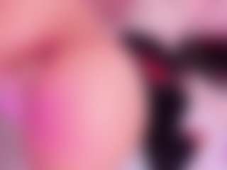 Live cam show with CataleyaGlow - Cute on Camsoda