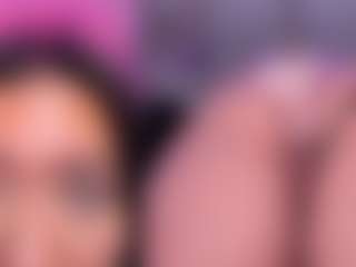 CataleyaGlow's Live Sex Cam Show