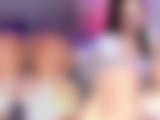 CataleyaGlow's Live Sex Cam Show