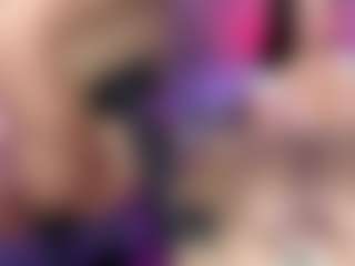 CataleyaGlow's Live Sex Cam Show