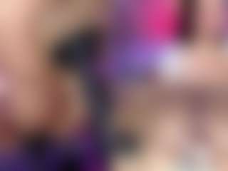 CataleyaGlow's Live Sex Cam Show