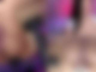 CataleyaGlow's Live Sex Cam Show
