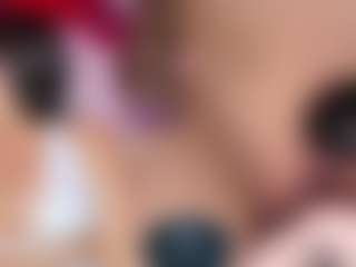 CataleyaGlow's Live Sex Cam Show