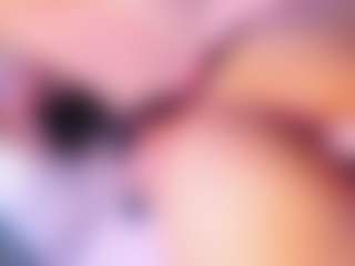 CataleyaGlow's Live Sex Cam Show