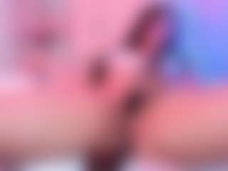 CataleyaGlow's Live Sex Cam Show