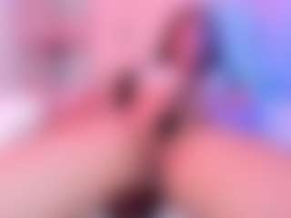 CataleyaGlow's Live Sex Cam Show