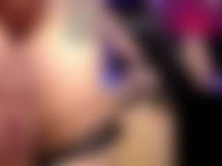 CataleyaGlow's Live Sex Cam Show