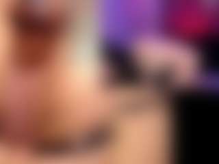 CataleyaGlow's Live Sex Cam Show