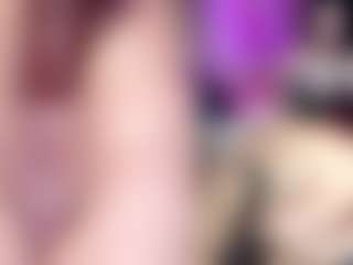 CataleyaGlow's Live Sex Cam Show