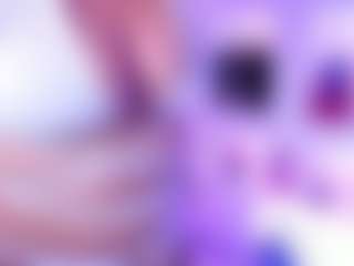 Live cam show with CataleyaGlow - Cute on SquirtSoMuch