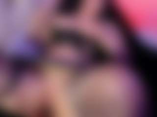 CataleyaGlow's Live Sex Cam Show