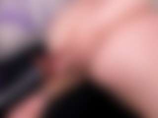 Live cam show with CataleyaGlow - Striptease on sexylive.show