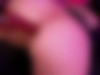CataleyaGlow's Live Sex Cam Show