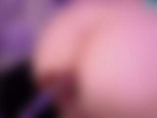 Live cam show with CataleyaGlow - Amateur on Gym Cam Girls