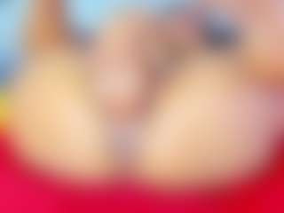 Live cam show with Horny - Public on Camsoda