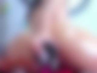 Live cam show with Horny - Squirt on Camsoda
