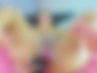 Live cam show with Horny - Skinny Teen (18+) on SpunkLive