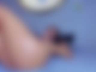 Live cam show with Horny - Thin on madthumbs