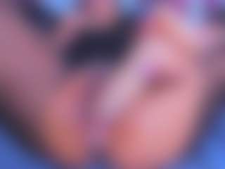Live cam show with Horny - Smoking on Hubzter Live