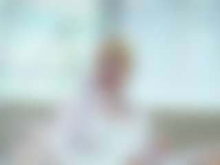 Live cam show with LolaSpais - Blonde Hair on Camsoda