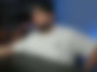 Live cam show with Dravenpeak - Black Hair on SquirtSoMuch