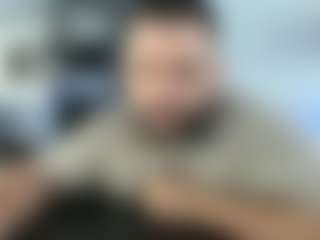 Live cam show with Dravenpeak - Muscular on camwithhim.com