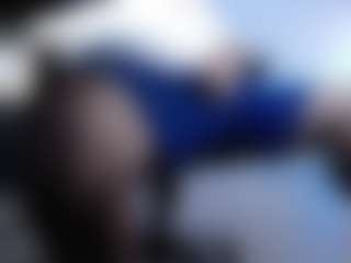 Live cam show with Dravenpeak - Muscular on CamwithHer