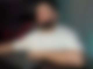 Live cam show with Dravenpeak - Brown Eyes on Camsoda