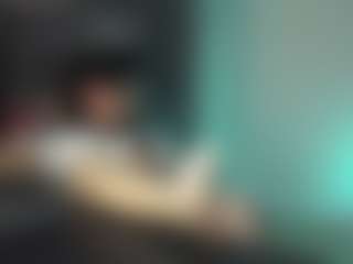 Live cam show with Dravenpeak - Bear on Streamer API