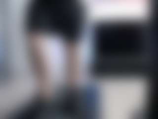 Live cam show with Dravenpeak - Black Hair on Camversity