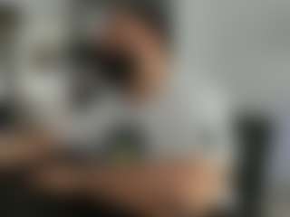 Live cam show with Dravenpeak - Black Hair on mypornchat.com