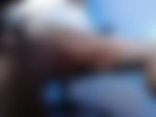 Live cam show with Dravenpeak - Brown Eyes on Stripli.com